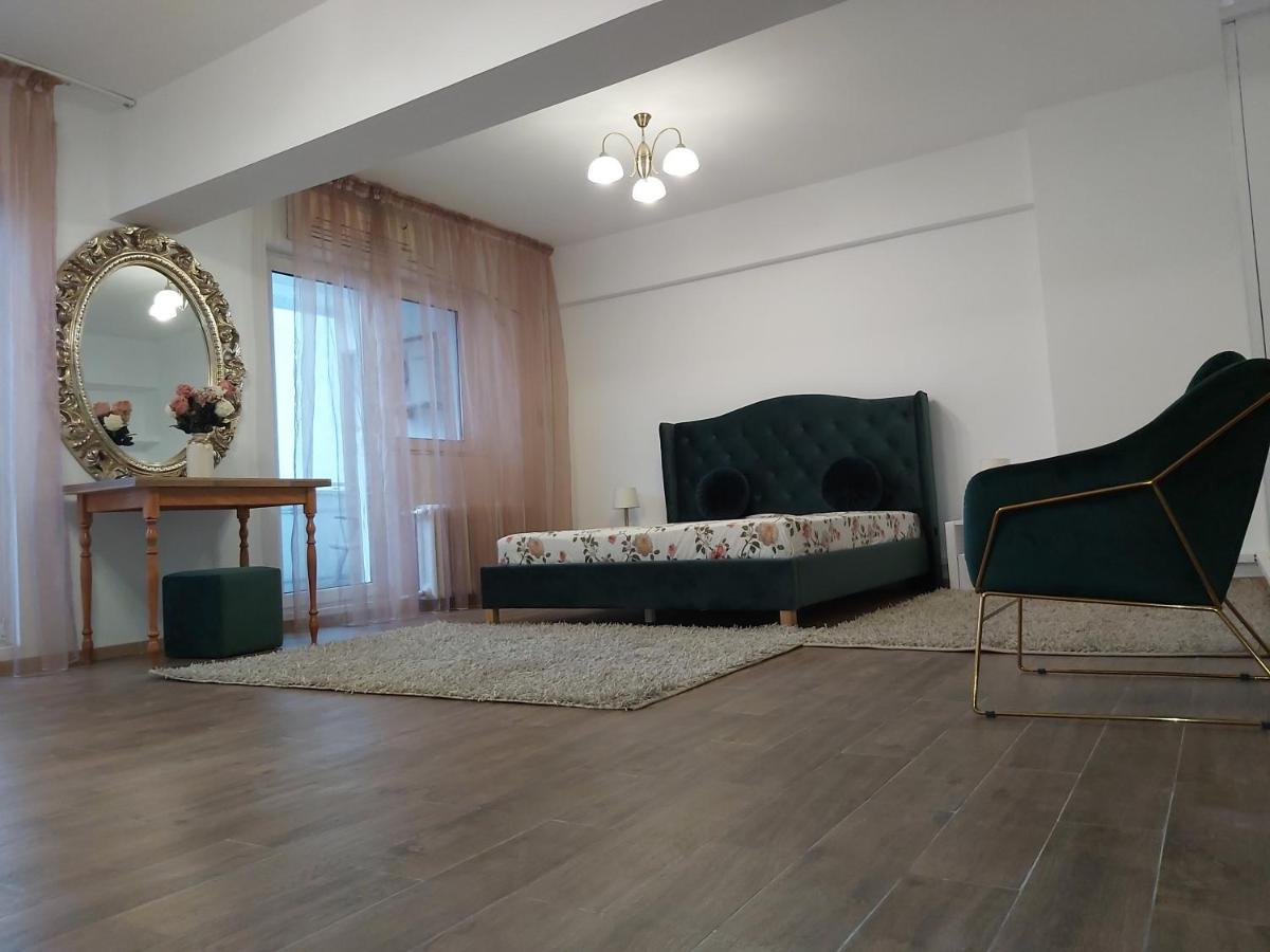 Mosilorcentralboutique Bukarest Exteriör bild
